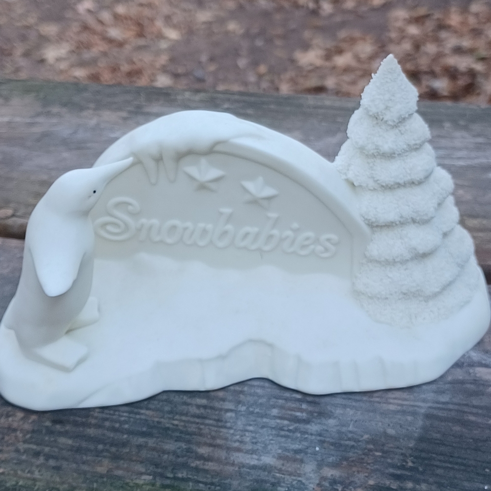 Dept 56 Snowbabies Polar Sign #6804-7 with Original Box